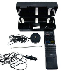 Realistic 40-Channel Emergency CB Weather Radio W/ Car Adapter (Parts Only)
